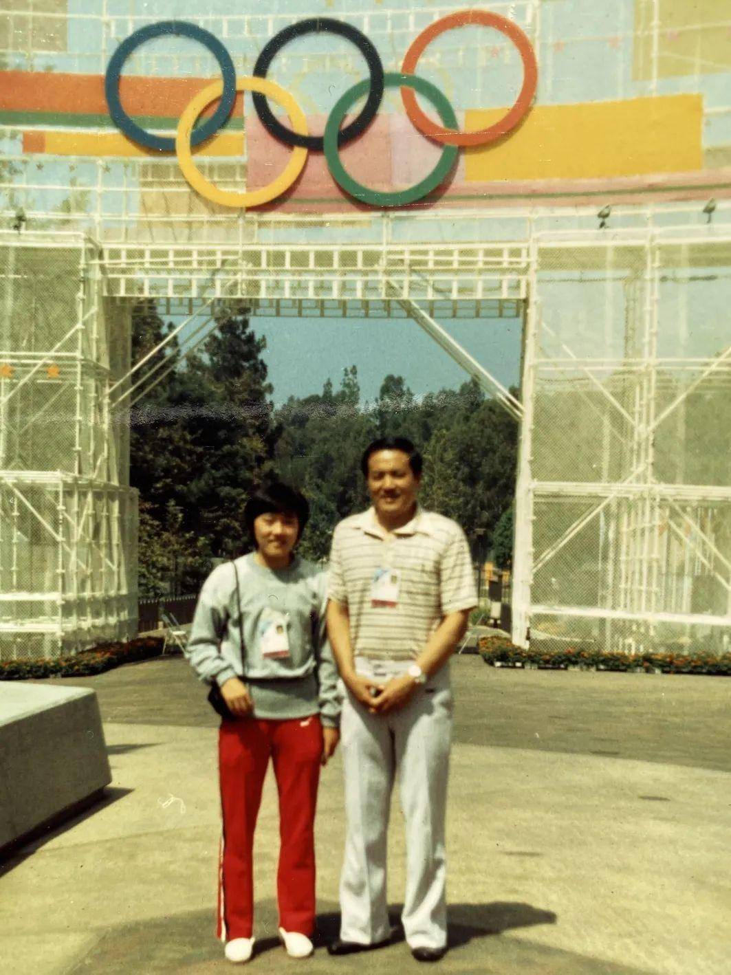 女篮球冠军是谁_90年代篮球女篮冠军是谁_篮球冠军年代女篮是哪个国家