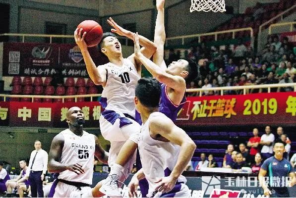 女篮历届冠军_篮球冠军年代女篮是哪个队的_90年代篮球女篮冠军是谁